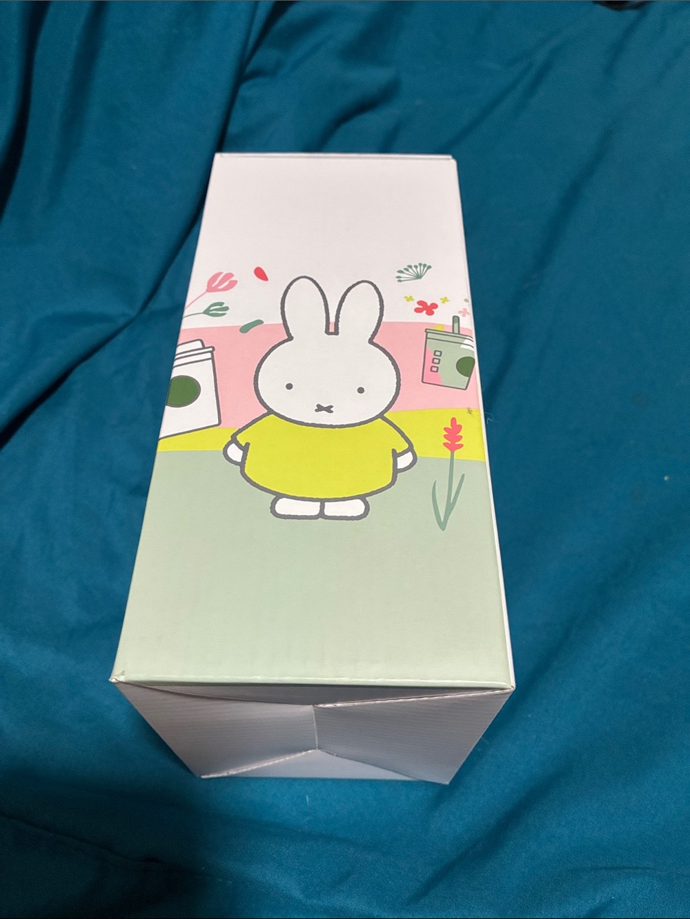 Starbucks x miffy White Plush Bunny with Green Apron - Picture 4 of 8